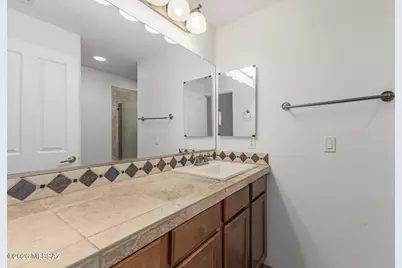 4120 N Thurston Lane #19, Tucson, AZ 85705 - Photo 16