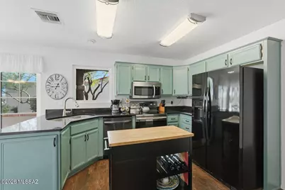 14401 N Copperstone Drive, Oro Valley, AZ 85755 - Photo 10