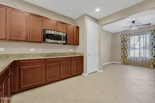 11751 W Scudamore Dr, Marana, AZ 85653 - Photo 10