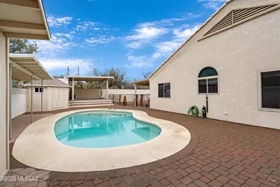 3782 W Meadow Briar Drive, Tucson, AZ 85741 - Photo 32