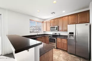 476 W Paseo Celestial, Sahuarita, AZ 85629 - Photo 8