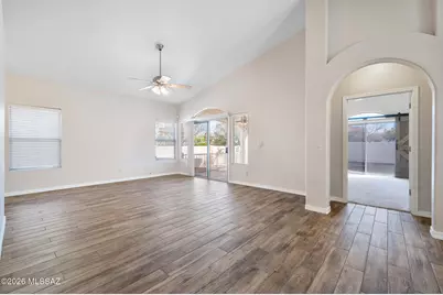7998 N Panamint Drive, Tucson, AZ 85743 - Photo 12