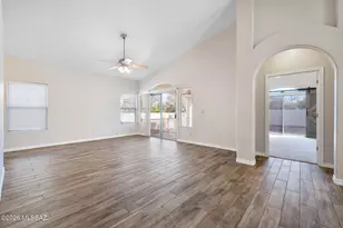 7998 N Panamint Dr, Tucson, AZ 85743 - Photo 12