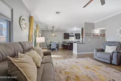 8001 W Sunfire Drive, Tucson, AZ 85743 - Photo 10