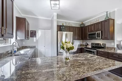 8001 W Sunfire Drive, Tucson, AZ 85743 - Photo 12