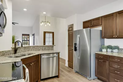 90 E Horizon Circle, Tucson, AZ 85737 - Photo 8