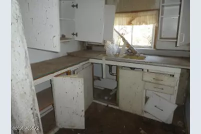 86816 E Vieros Street, Mammoth, AZ 85618 - Photo 16