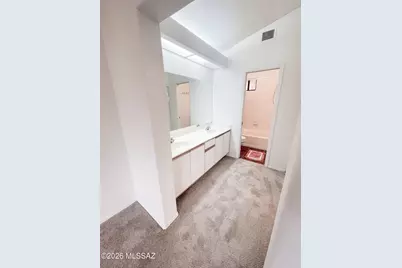 310 E Highcourte Lane, Tucson, AZ 85737 - Photo 12