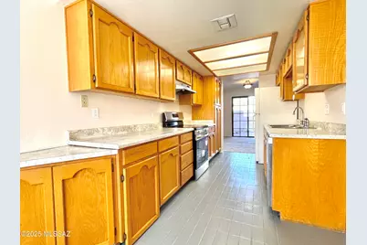 330 N Joesler Court, Tucson, AZ 85716 - Photo 8