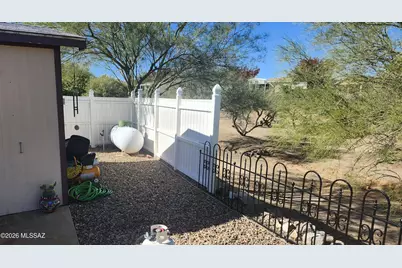 27 Gray Hawk Loop #27, Benson, AZ 85602 - Photo 4