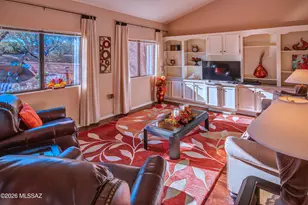 151 N Crescent Bell Dr, Green Valley, AZ 85614 - Photo 6