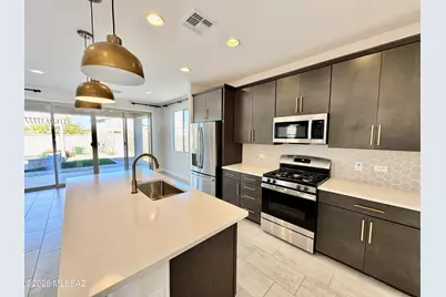 782 W Calle Las Varitas, Sahuarita, AZ 85629 - Photo 6