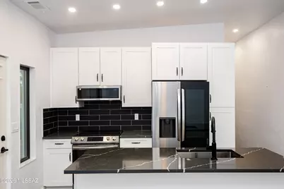 2227 E Helen Street, Tucson, AZ 85719 - Photo 40