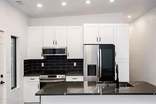 2227 E Helen St, Tucson, AZ 85719 - Photo 40