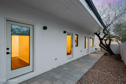 2227 E Helen Street, Tucson, AZ 85719 - Photo 38