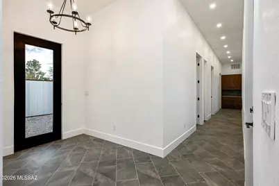 2227 E Helen Street, Tucson, AZ 85719 - Photo 6