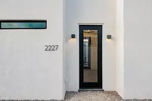 2227 E Helen St, Tucson, AZ 85719 - Photo 4