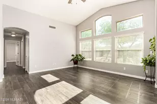 10720 E Silver Vein Dr, Tucson, AZ 85748 - Photo 8