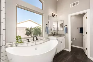 10720 E Silver Vein Dr, Tucson, AZ 85748 - Photo 22