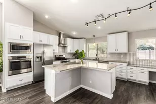 10720 E Silver Vein Dr, Tucson, AZ 85748 - Photo 14