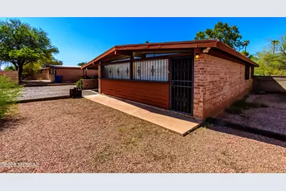 5225 E 5th Street, Tucson, AZ 85711 - Photo 2