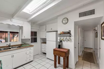 5225 E 5th Street, Tucson, AZ 85711 - Photo 4