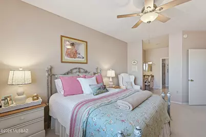 1910 W Amblemorn Drive, Green Valley, AZ 85622 - Photo 14