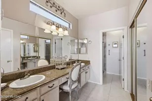 1910 W Amblemorn Dr, Green Valley, AZ 85622 - Photo 16