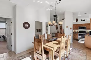 4927 S Gloria View Ct, Green Valley, AZ 85622 - Photo 14