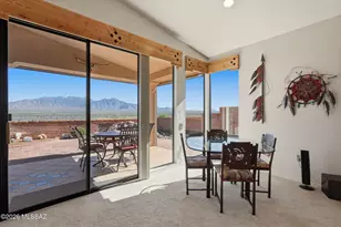 4927 S Gloria View Ct, Green Valley, AZ 85622 - Photo 8