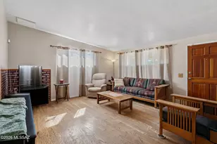 2324 N Chrysler Dr, Tucson, AZ 85716 - Photo 10