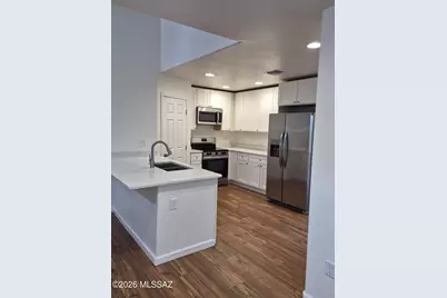 [Address not provided], Tucson, AZ 85745 - Photo 4