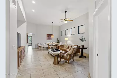 10346 E Vail Trap Spring Court, Tucson, AZ 85748 - Photo 6