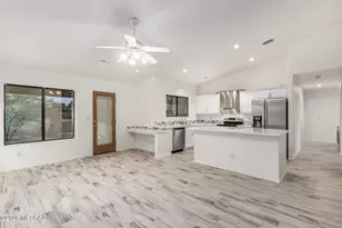 11123 N Olympic Pl, Tucson, AZ 85737 - Photo 6