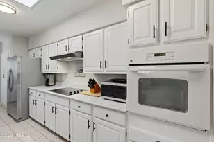 2780 S Camino Iturbide, Green Valley, AZ 85622 - Photo 8