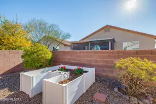 8001 W Wandering Spring Way, Tucson, AZ 85743 - Photo 20