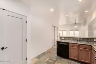 3131 N Olsen Ave, Tucson, AZ 85719 - Photo 16