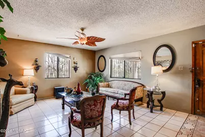 992 Paseo Lobo, Rio Rico, AZ 85648 - Photo 8