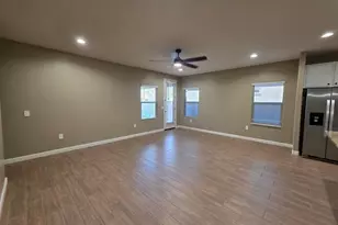 8746 W Weeping Dalea Dr, Marana, AZ 85653 - Photo 10