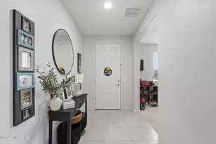 5156 W Paytons Ct, Tucson, AZ 85742 - Photo 4