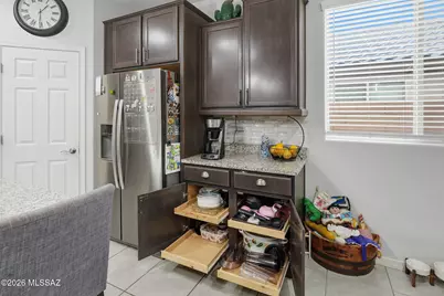 5156 W Paytons Court, Tucson, AZ 85742 - Photo 8