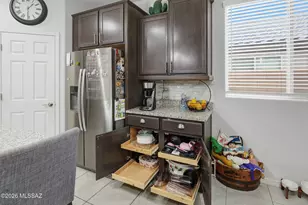 5156 W Paytons Ct, Tucson, AZ 85742 - Photo 8