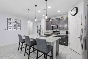 5156 W Paytons Ct, Tucson, AZ 85742 - Photo 6