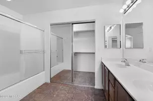 519 W Cedar Chase Dr, Green Valley, AZ 85614 - Photo 16