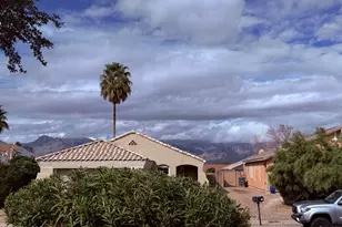 9562 E Gershon Ln, Tucson, AZ 85748 - Photo 8