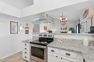 9469 N Crestone Dr, Tucson, AZ 85742 - Photo 16