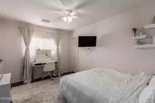 8449 E Hodgman Pl, Tucson, AZ 85747 - Photo 30