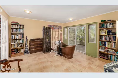 6901 N Montezuma Drive, Tucson, AZ 85718 - Photo 18