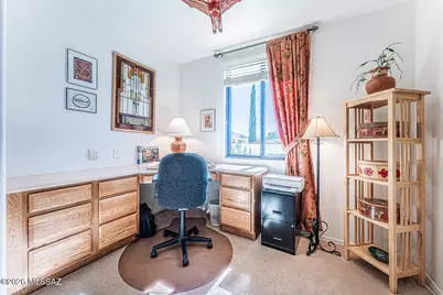 609 W Camino Del Bondadoso, Green Valley, AZ 85614 - Photo 14