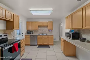 6242 E 35th St, Tucson, AZ 85711 - Photo 8